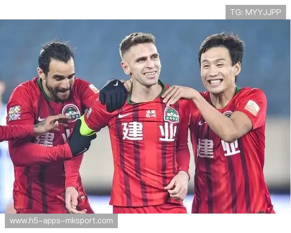 成都新援合同到2028,五大联赛核心实力引关注 成都新援合同到2028,五大联赛核心实力引关注